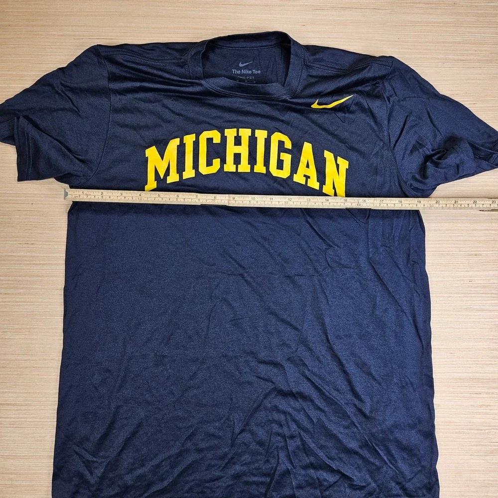 Nike michigan shirt
